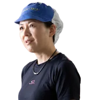 プレス職人（経験年数8年）